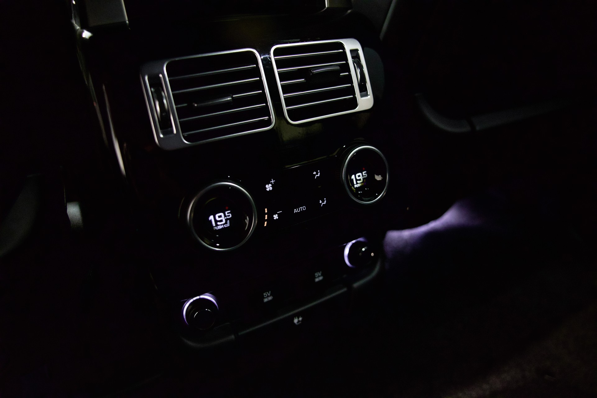 LAND ROVER Range Rover 4.4 SDV8 Vogue-image-27