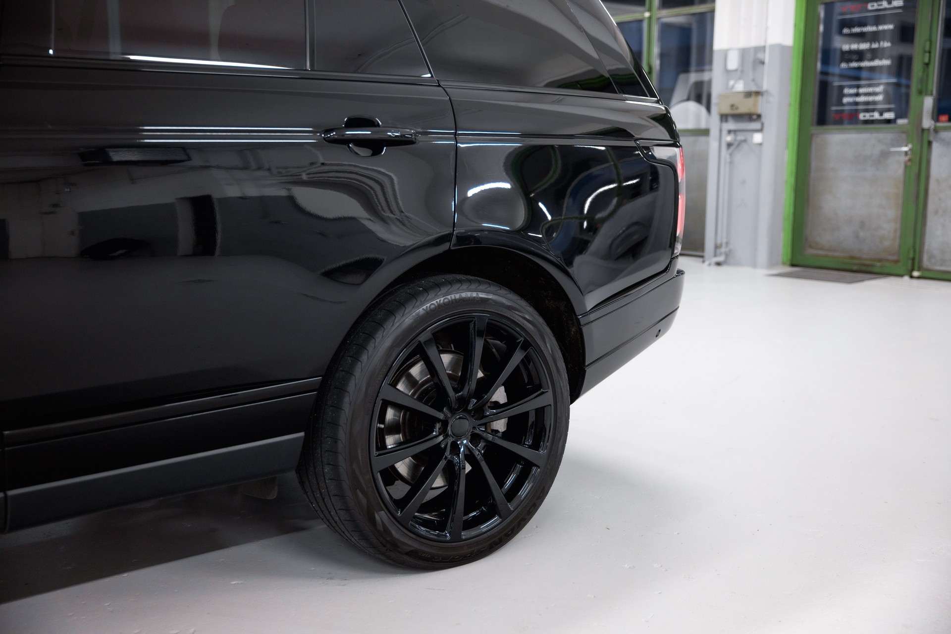 LAND ROVER Range Rover 4.4 SDV8 Vogue-image-11
