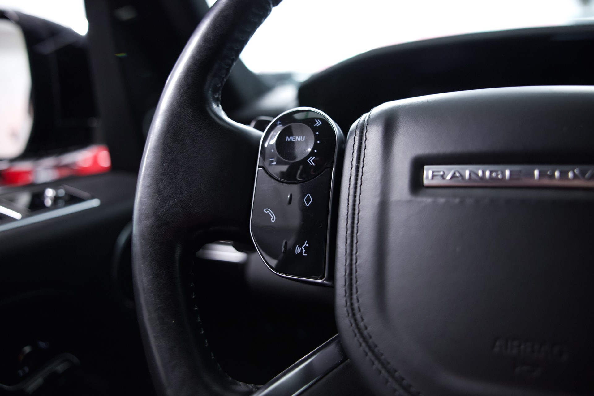 LAND ROVER Range Rover 4.4 SDV8 Vogue-image-34