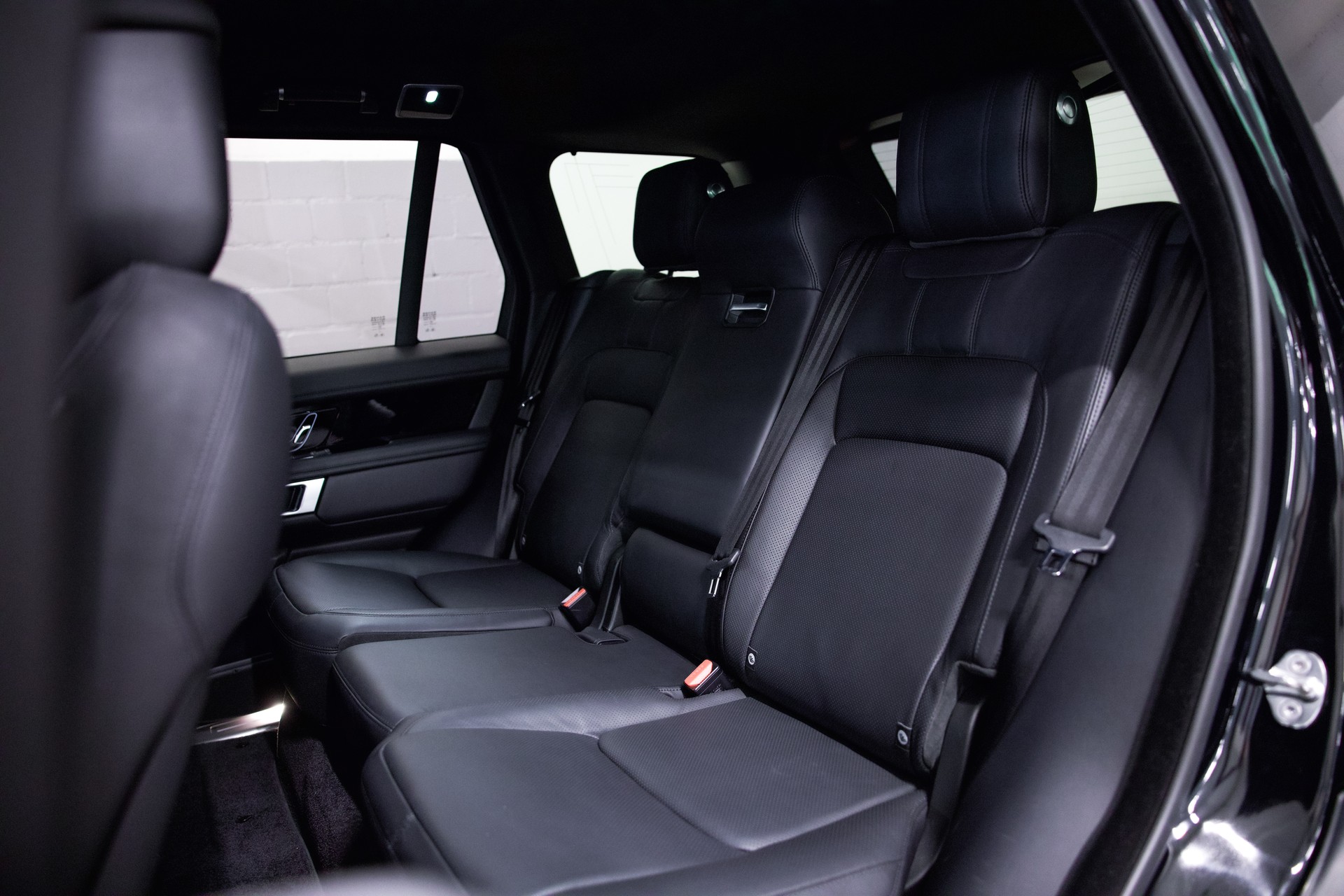 LAND ROVER Range Rover 4.4 SDV8 Vogue-image-24