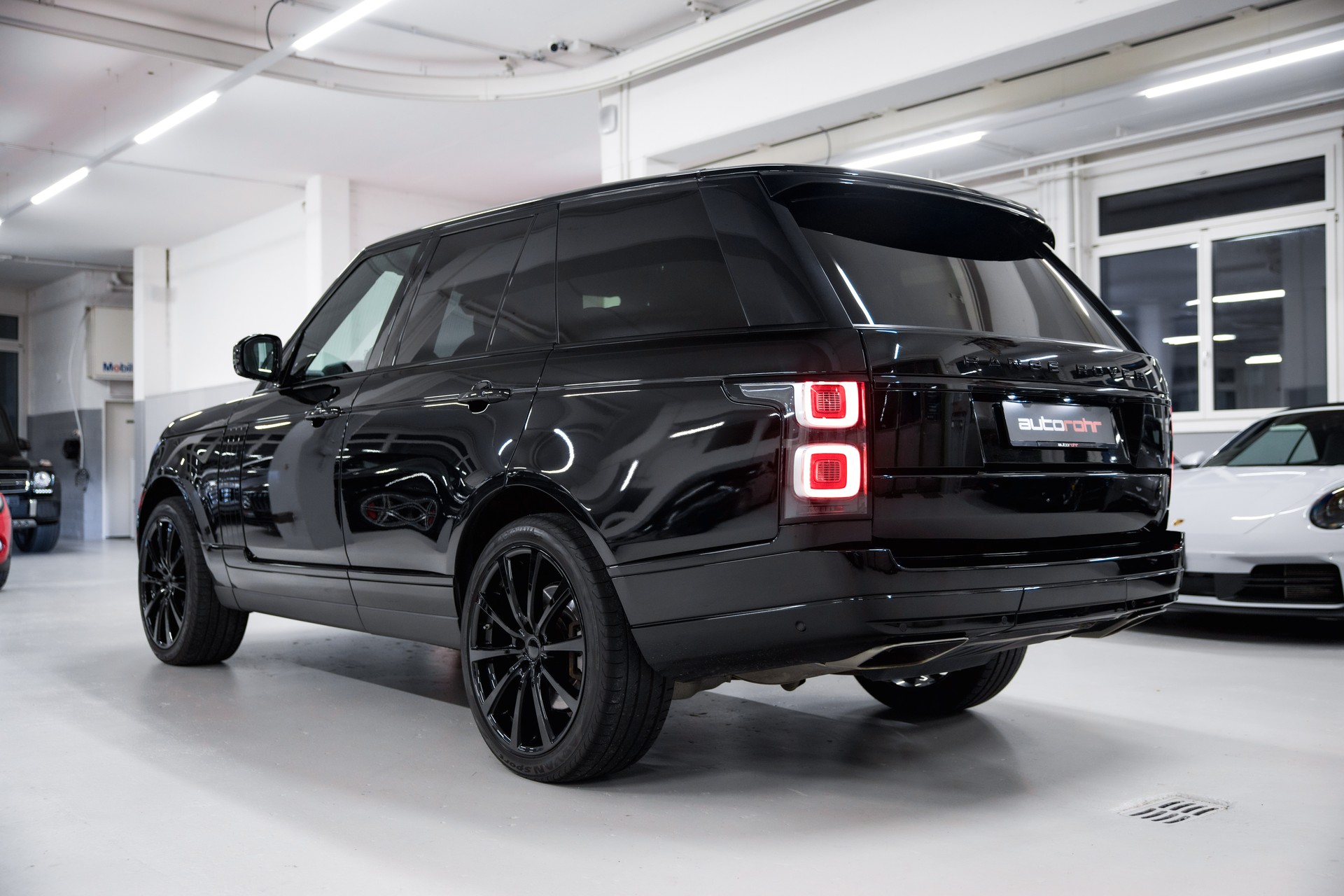 LAND ROVER Range Rover 4.4 SDV8 Vogue-image-6