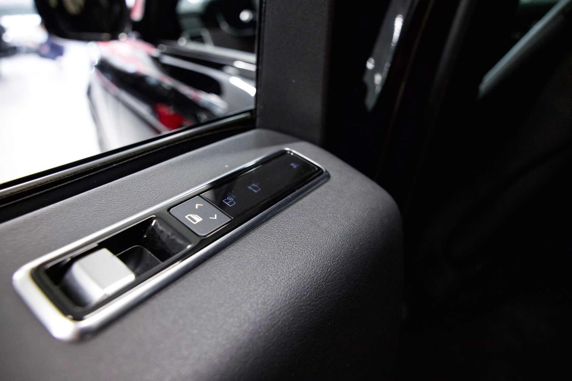 LAND ROVER Range Rover 4.4 SDV8 Vogue-image-29