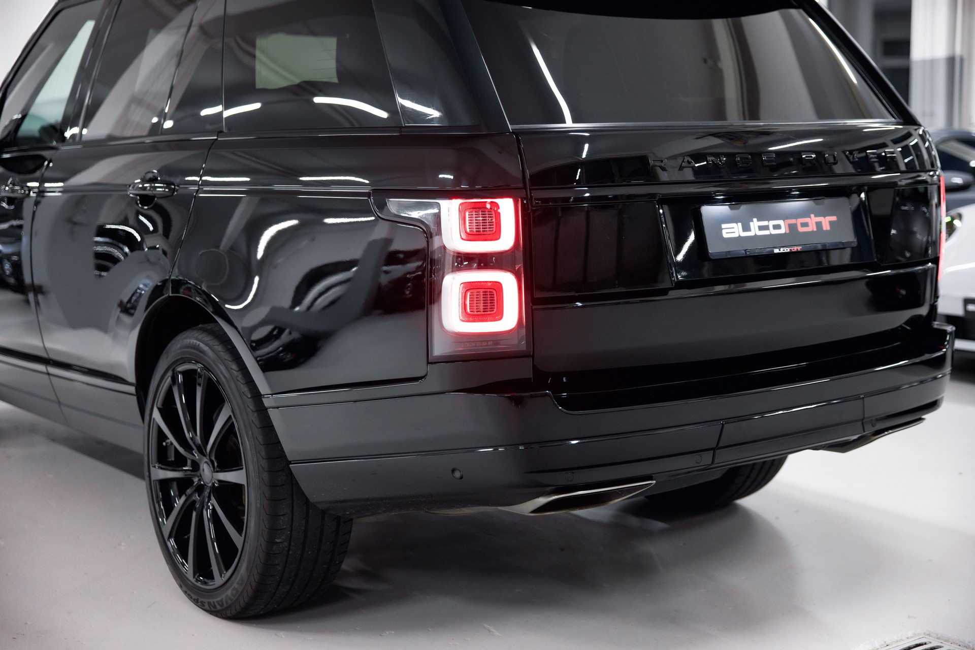 LAND ROVER Range Rover 4.4 SDV8 Vogue-image-12