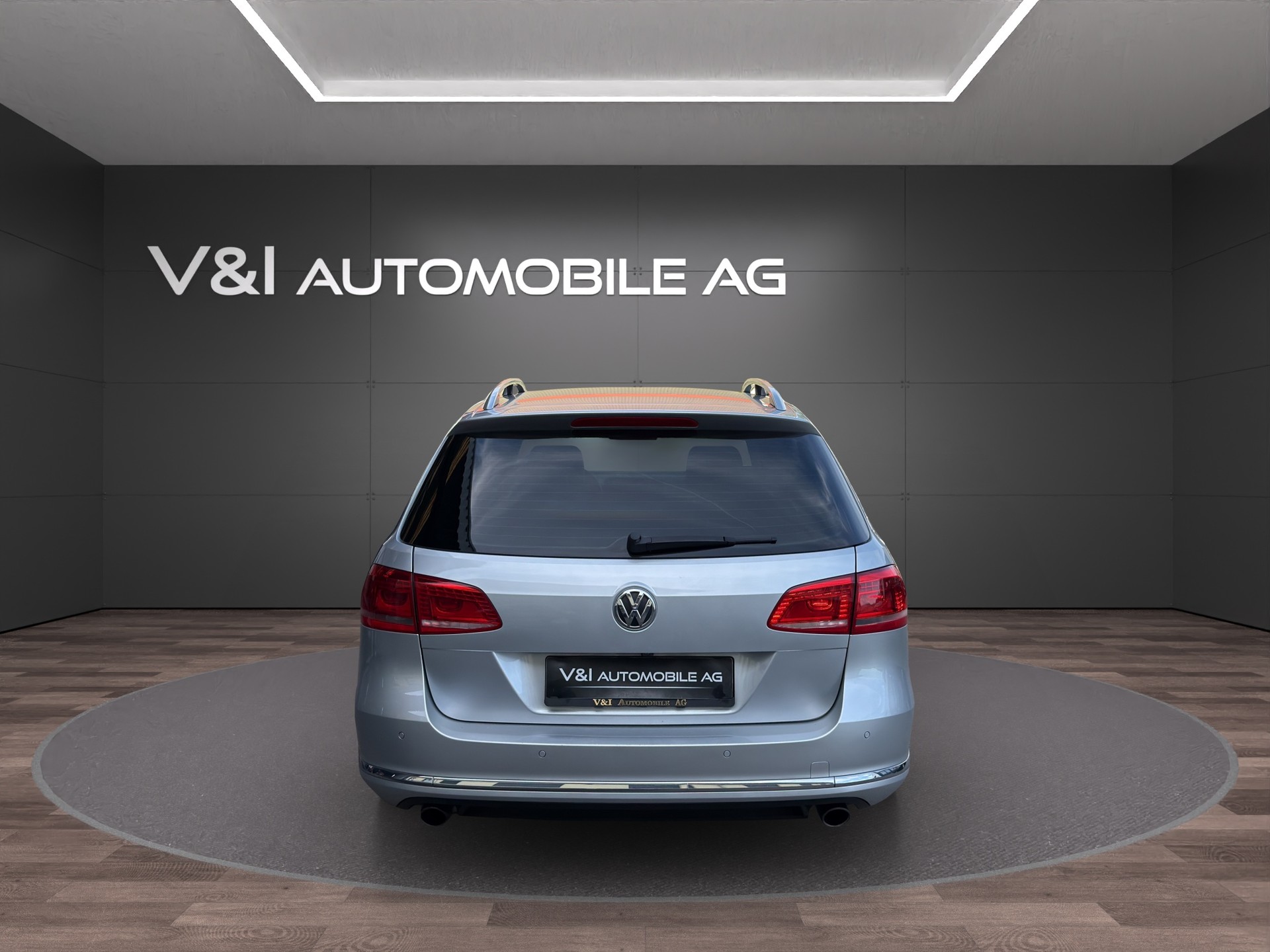 VW Passat Variant 3.6 FSI Highline 4Motion DSG-image-5