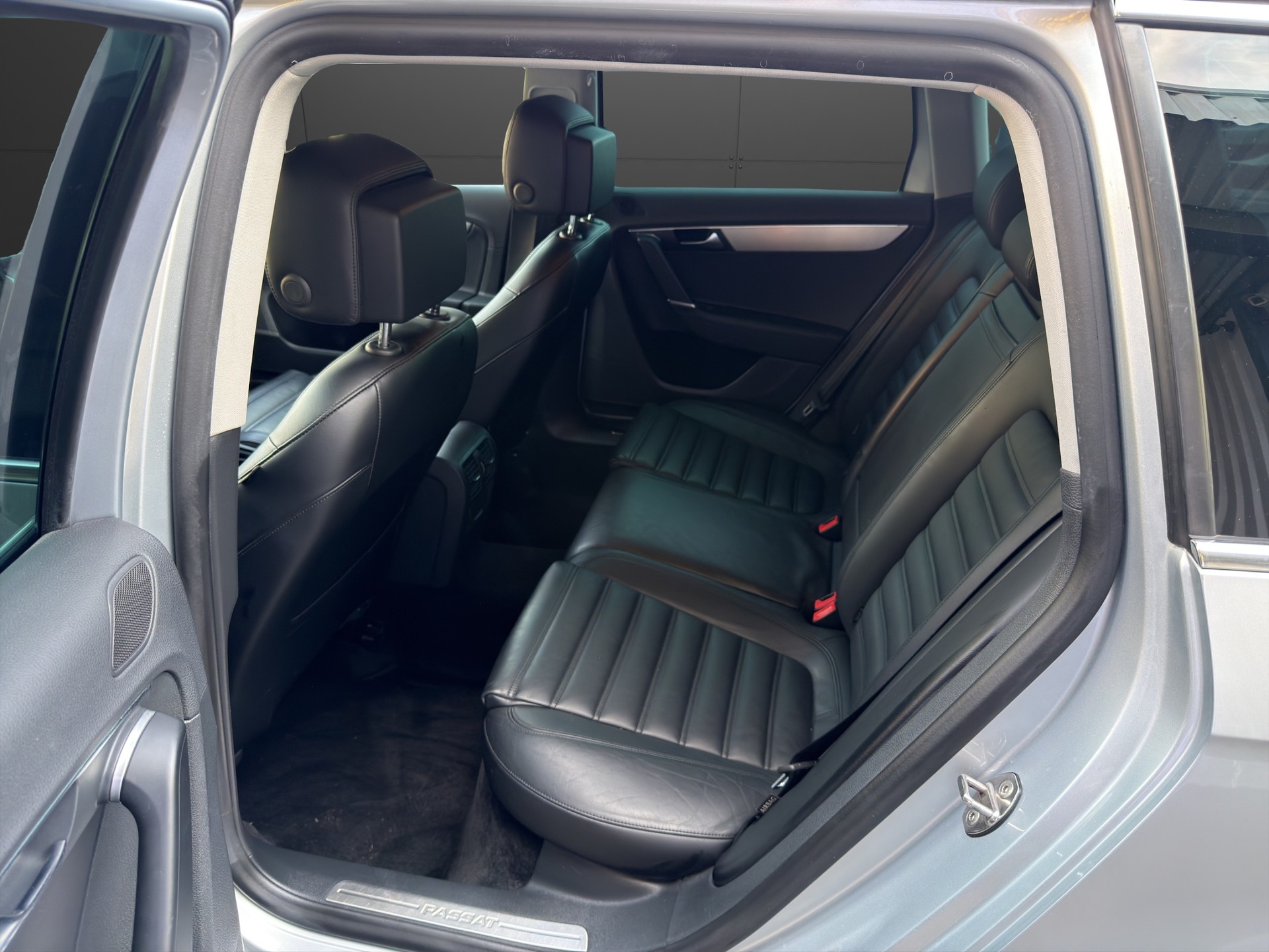 VW Passat Variant 3.6 FSI Highline 4Motion DSG-image-20