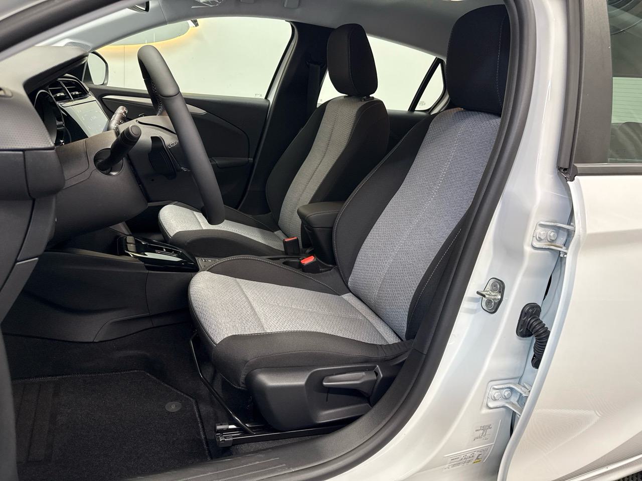 OPEL Corsa 1.2 MHEV Edition-showroom-element-3