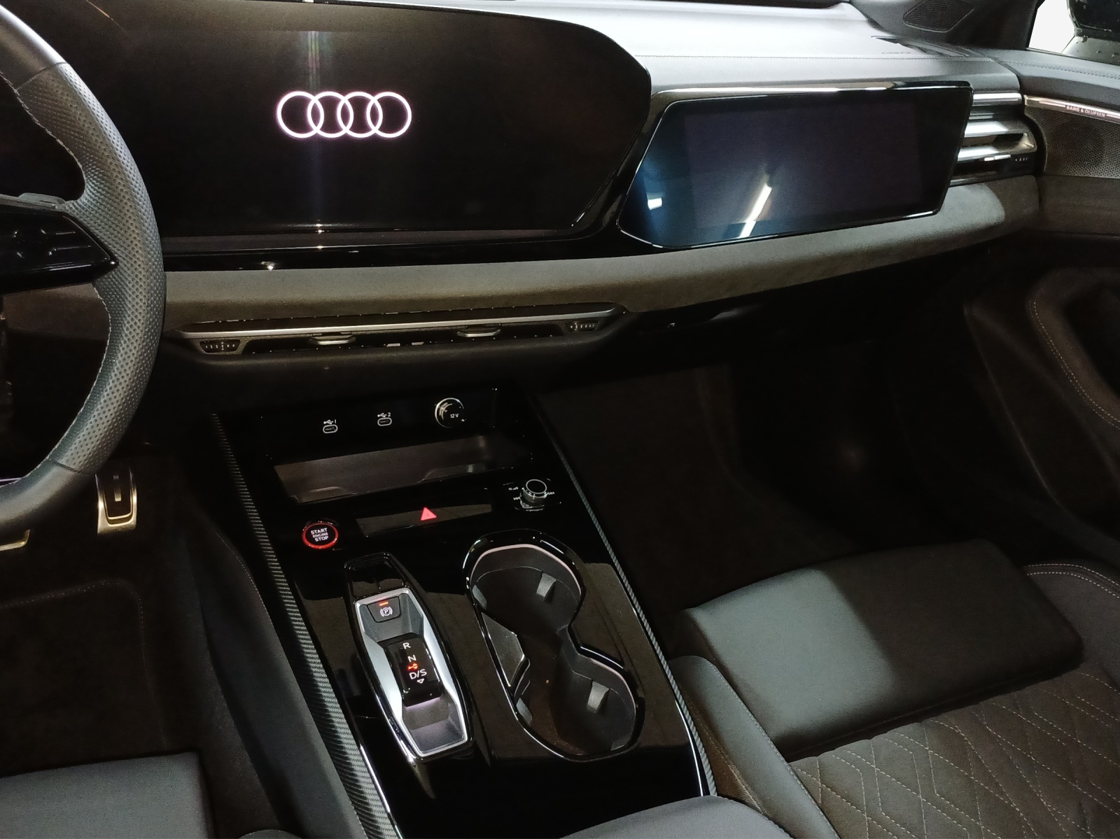 AUDI S5 Avant TFSI quattro S tronic-image-10