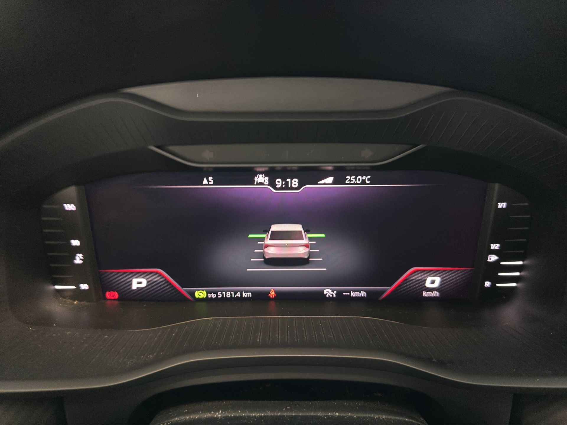 SKODA Kodiaq 2.0 Bi-TDI SCR RS 4x4 DSG-image-13