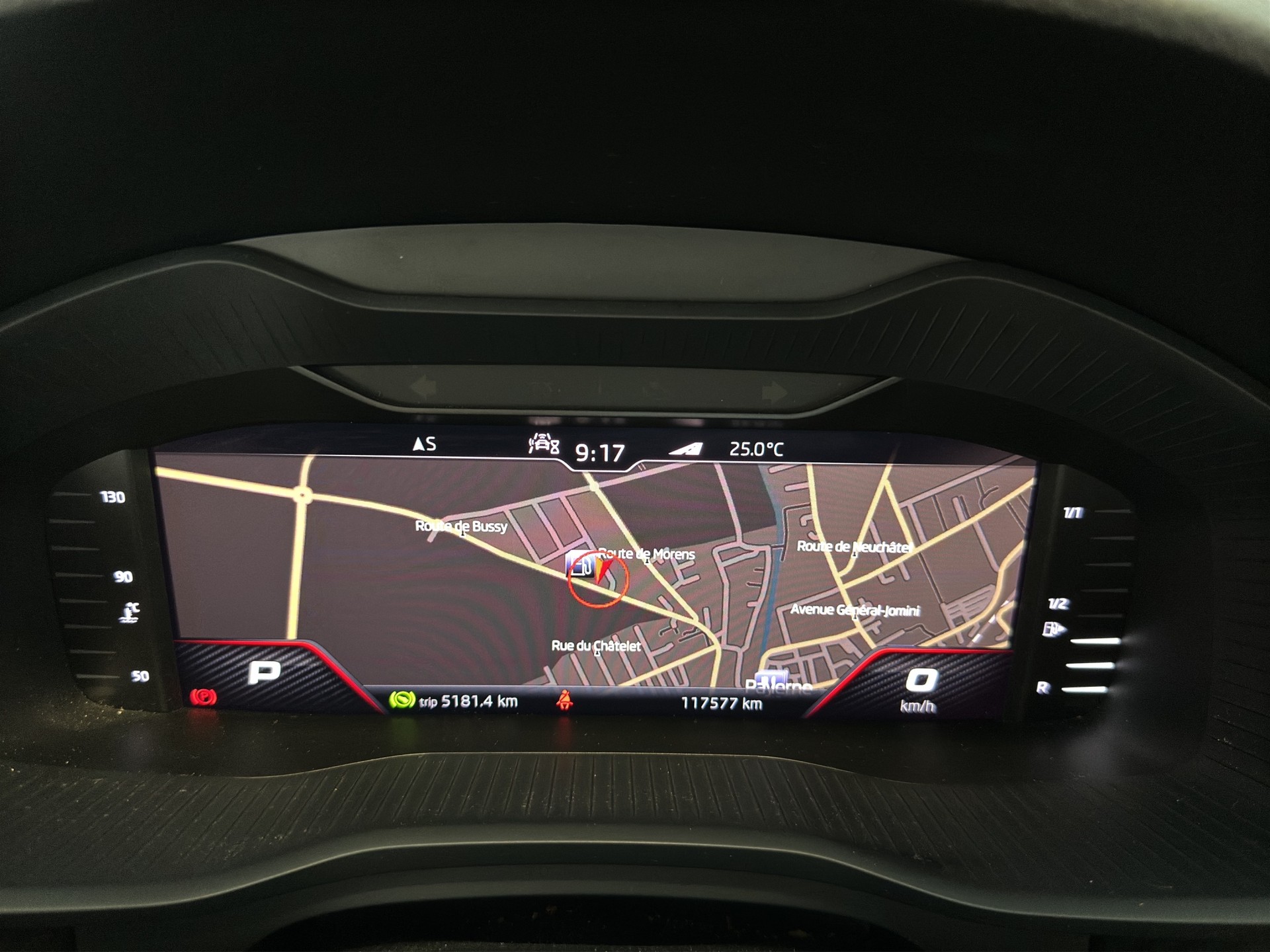 SKODA Kodiaq 2.0 Bi-TDI SCR RS 4x4 DSG-image-14