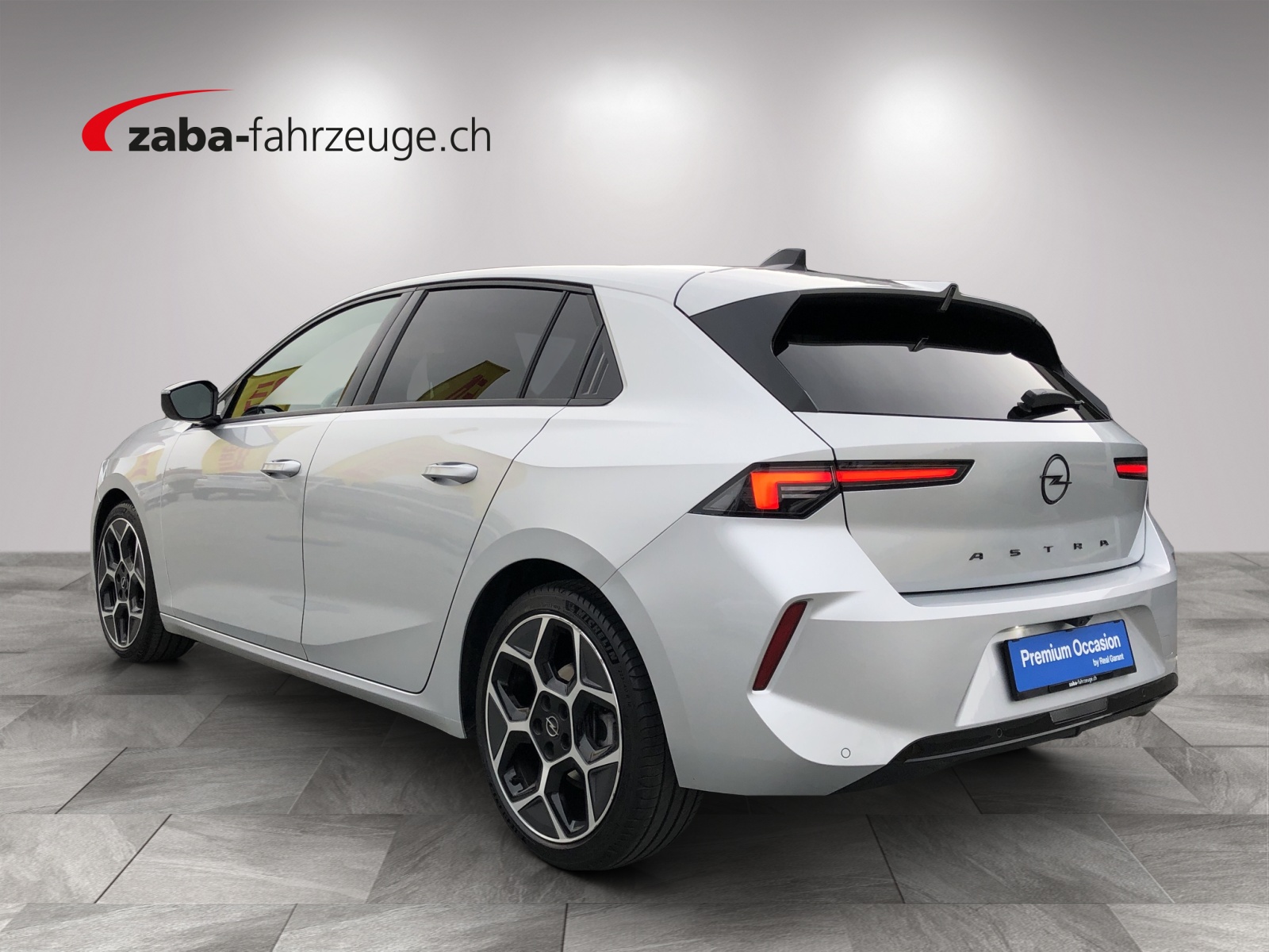 OPEL Astra 1.2i Turbo Swiss Plus A-showroom-element-2
