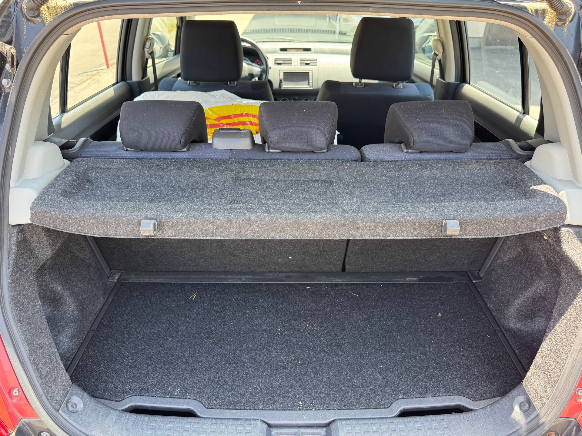 SUZUKI Swift 1.3i 16V GL 4x4-image-13