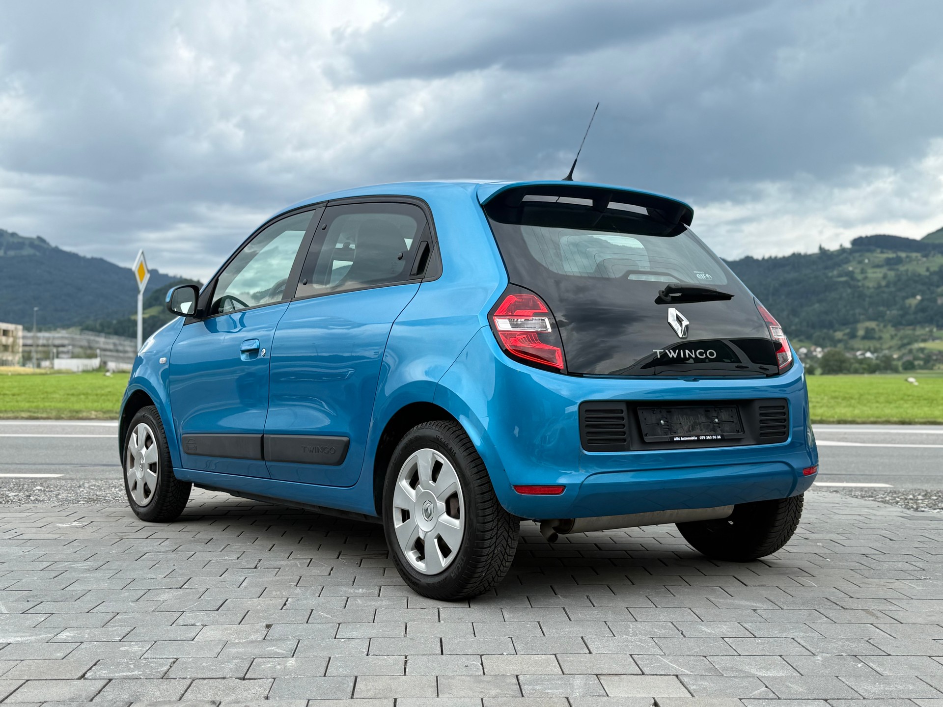 RENAULT Twingo 0.9 Zen-image-8