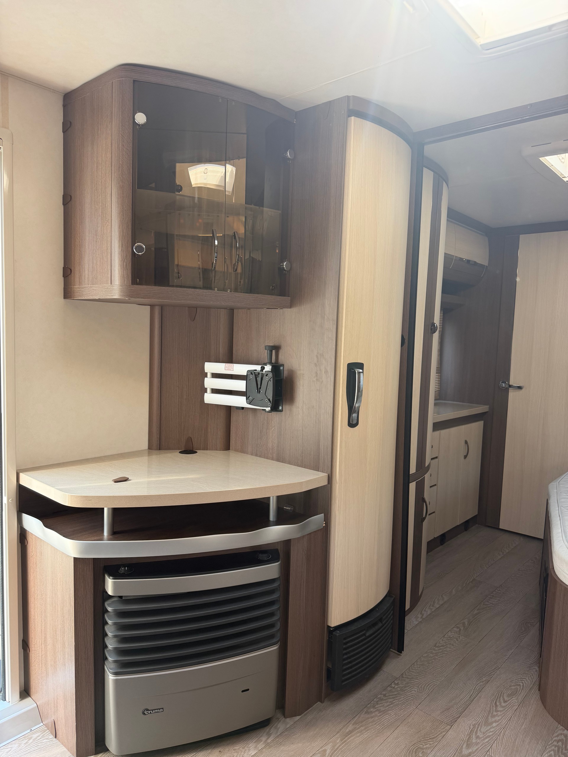 HOBBY Prestige 720 KFU-image-13