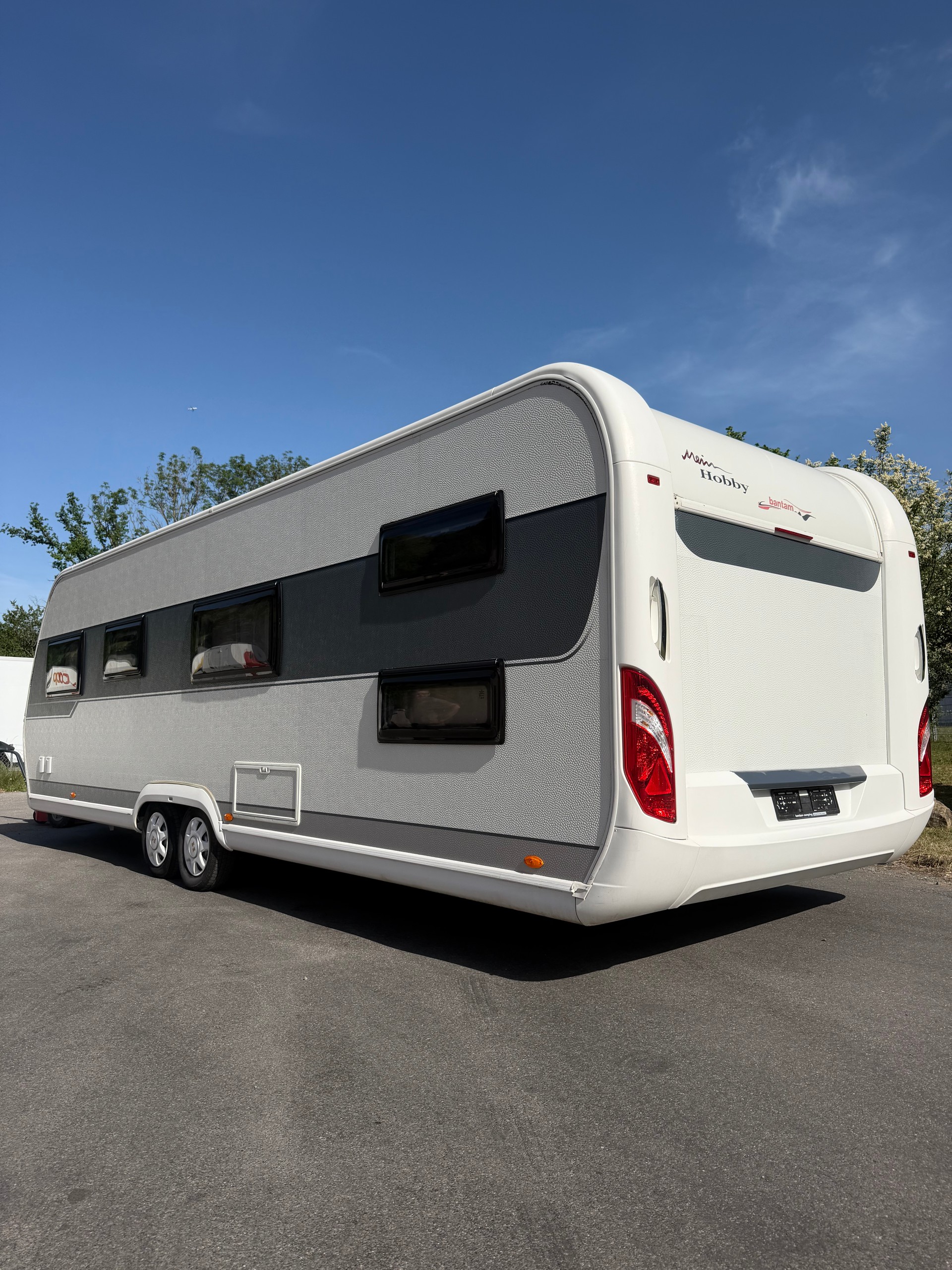 HOBBY Prestige 720 KFU-image-1