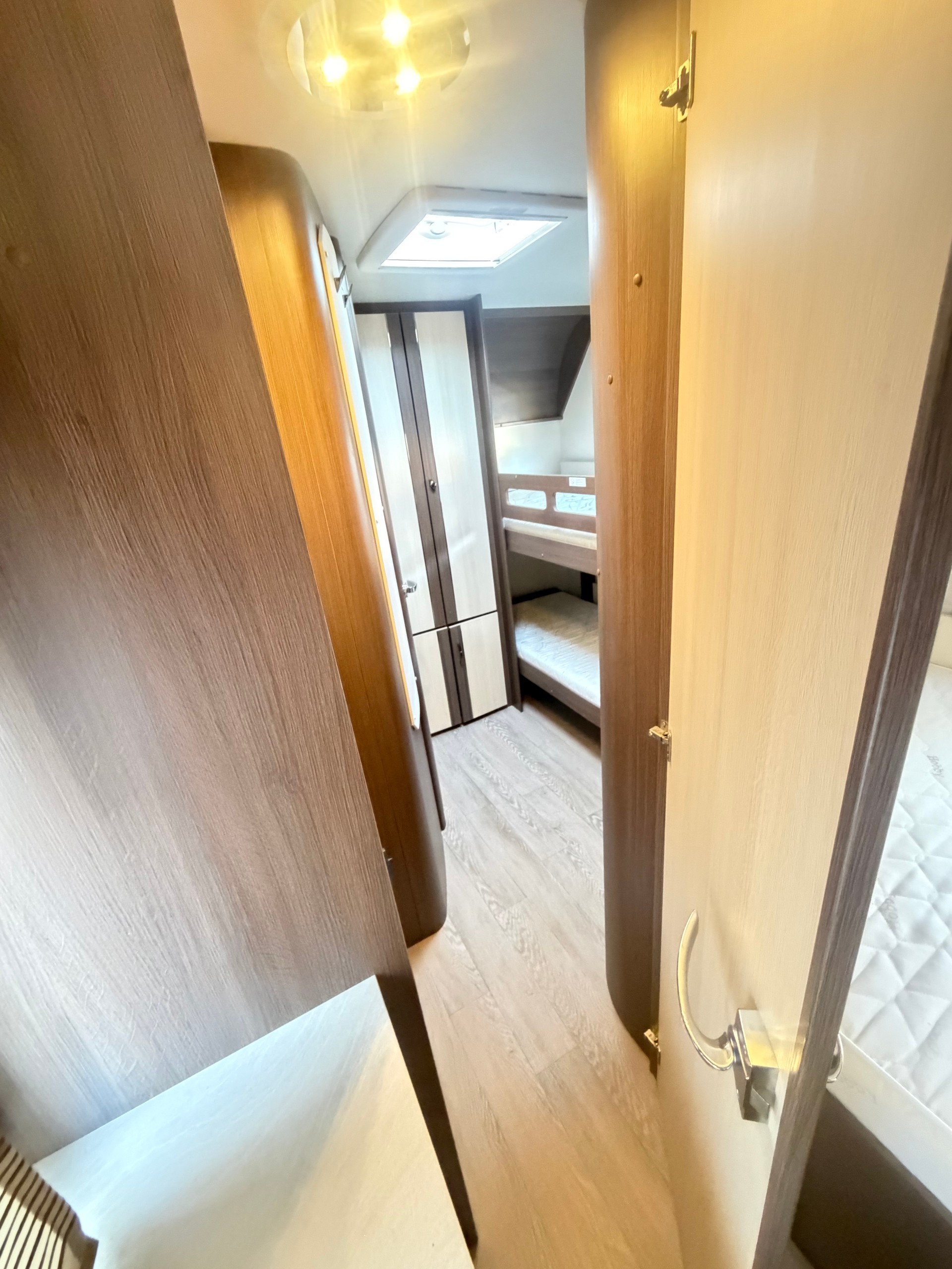 HOBBY Prestige 720 KFU-image-7