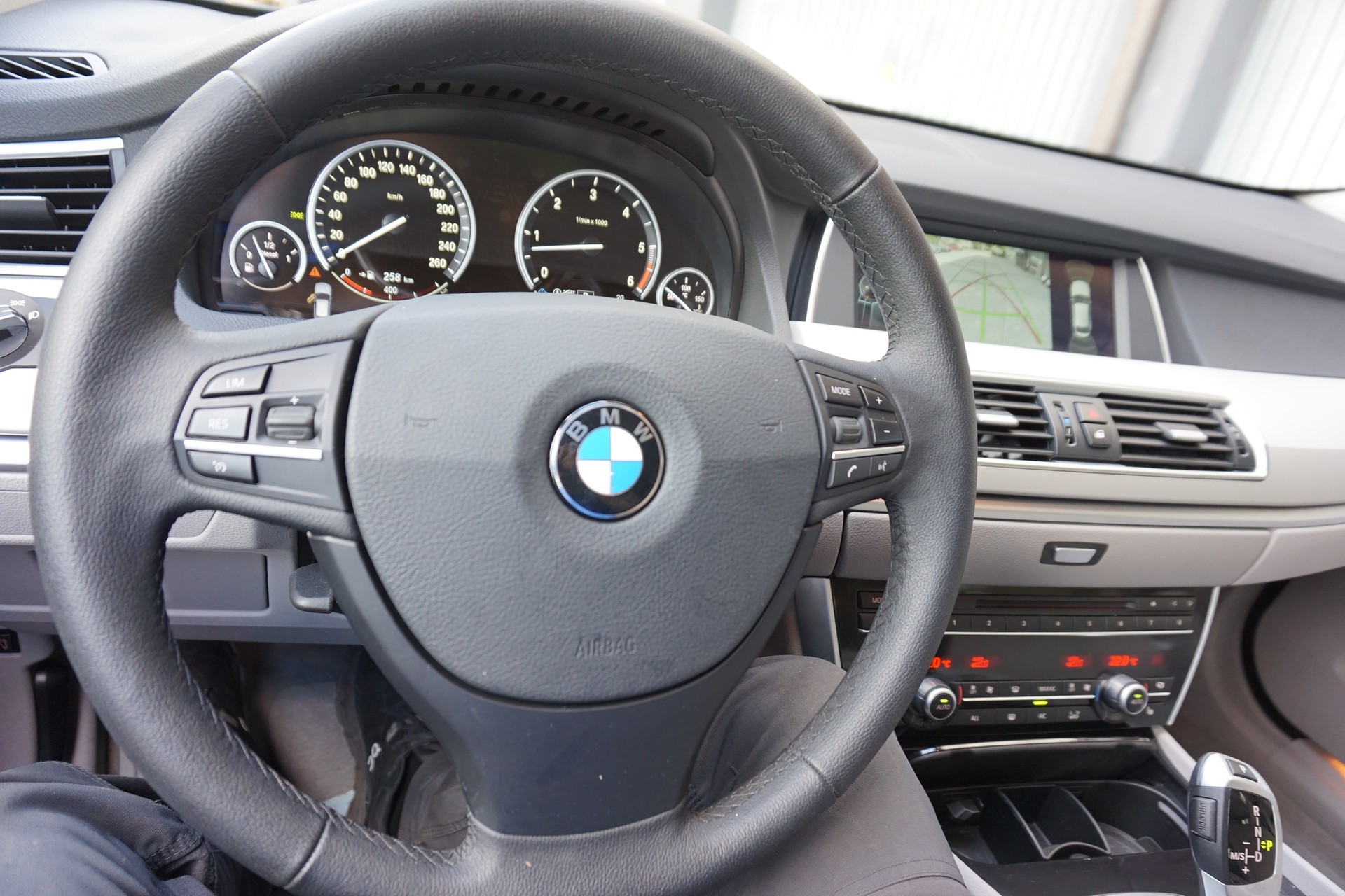 BMW 530d GT Steptronic-image-10