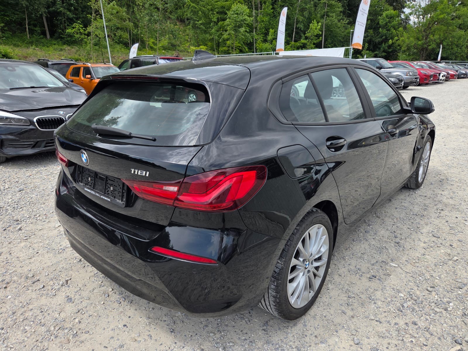 BMW 118i Steptronic-image-3