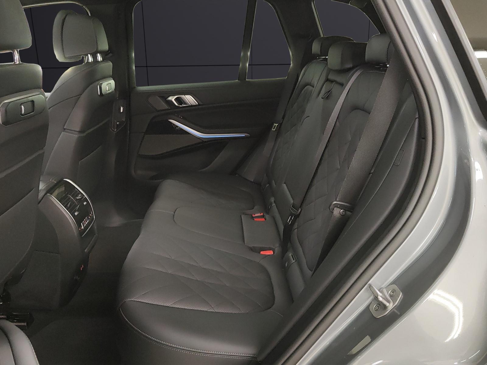 BMW X5 50e xDrive SAG-image-17