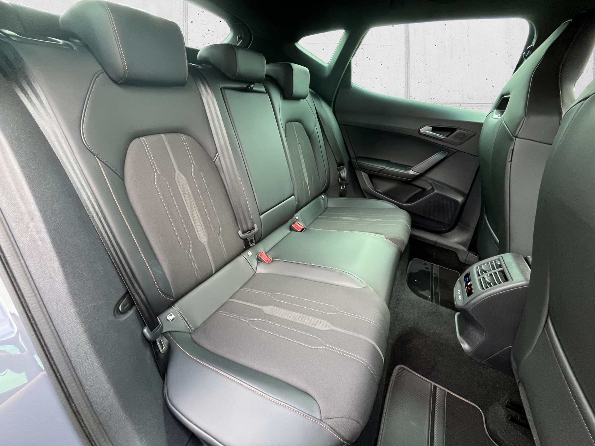 CUPRA Formentor 2.0 TSI VZ 4Drive DSG-image-16