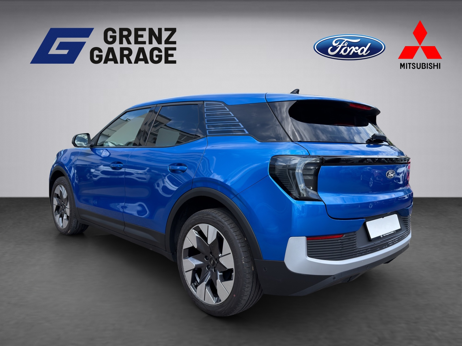 FORD Explorer Extended Range Premium AWD-showroom-element-2