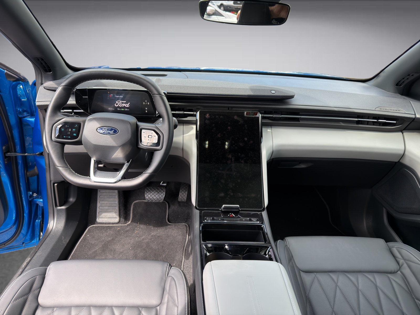 FORD Explorer Extended Range Premium AWD-image-11