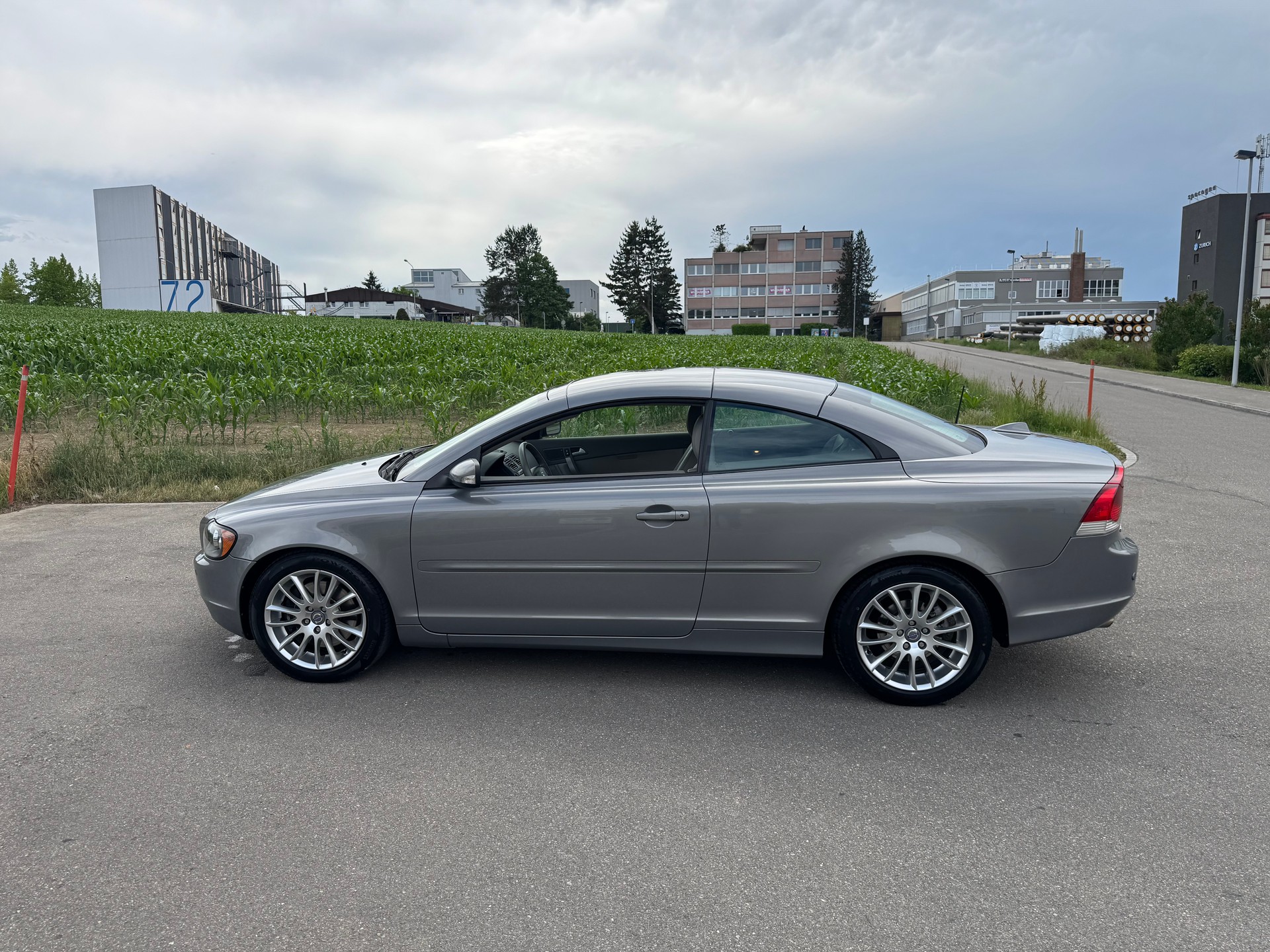 VOLVO C70 T5 Momentum-image-8