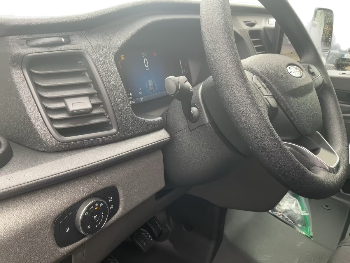 FORD Transit Van 310 L2 Trend 2.0 TDCi 105 FWD-image-7