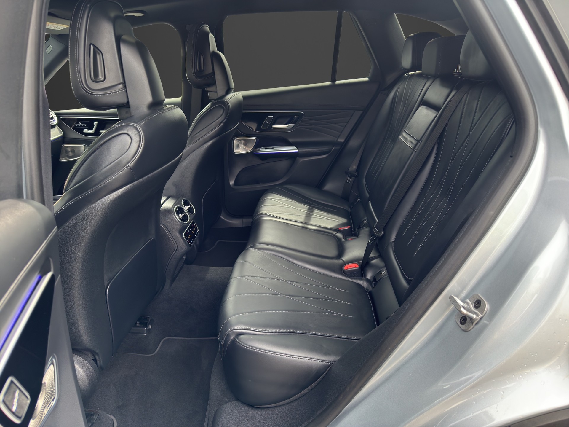 MERCEDES-BENZ GLC 220 d 4Matic 9G-Tronic-image-15