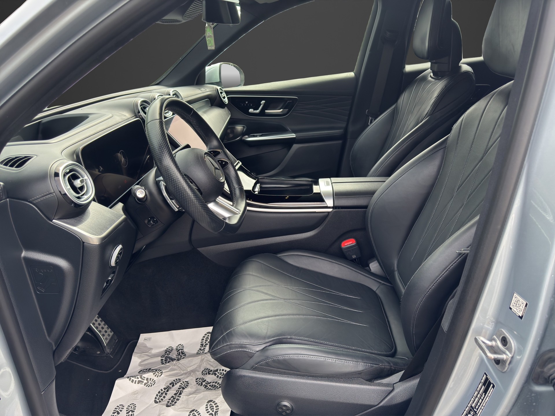 MERCEDES-BENZ GLC 220 d 4Matic 9G-Tronic-image-13