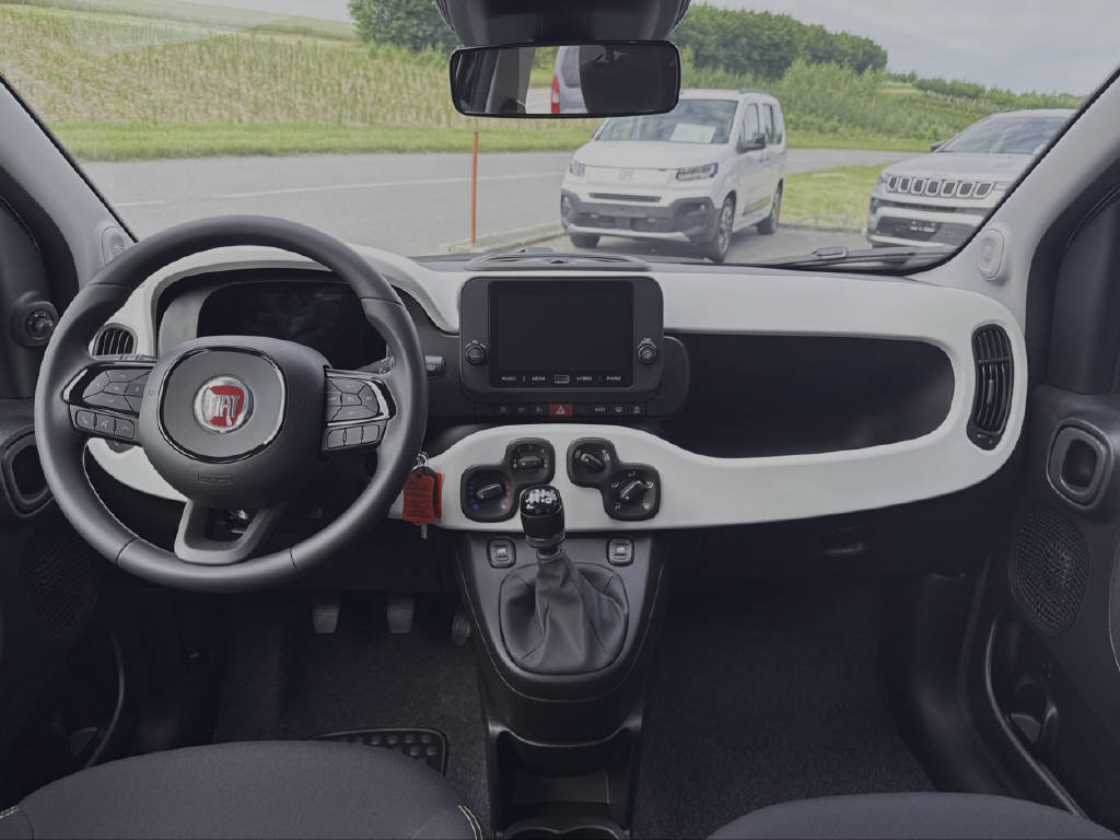 FIAT Pandina 1.0 Hybrid Cross-showroom-element-2