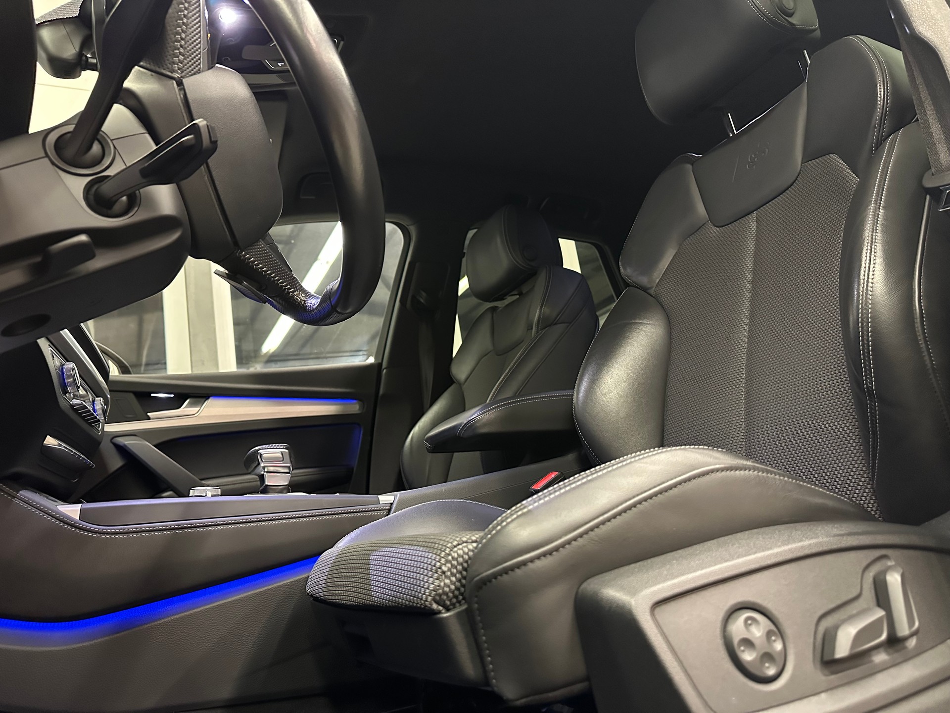 AUDI Q5 2.0 TFSI sport quattro S-tronic *S-LINE*-image-5