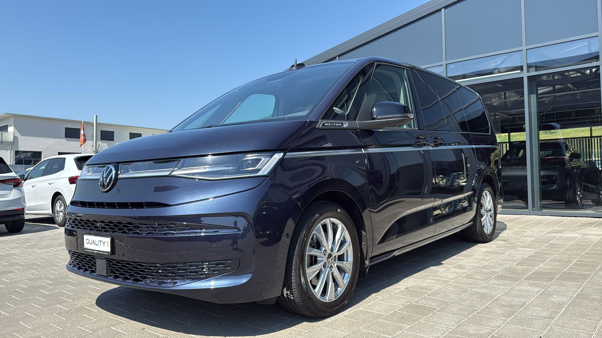 VW Multivan 2.0 TSI Style Liberty DSG Lang