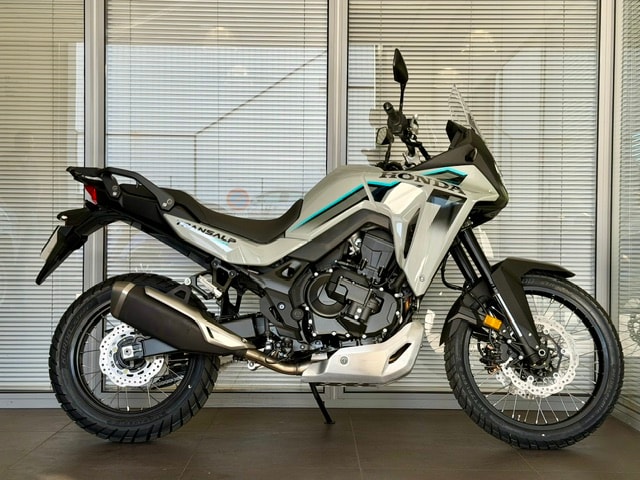 HONDA XL 750 TRANSALP-image-4