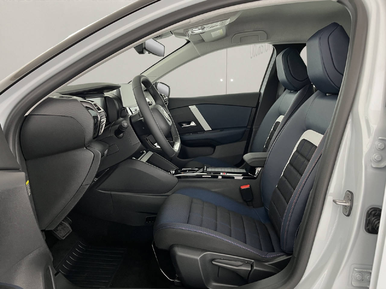 CITROEN C4 1.2 Hybrid Collection-image-7