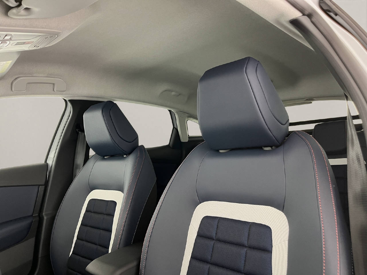 CITROEN C4 1.2 Hybrid Collection-image-14