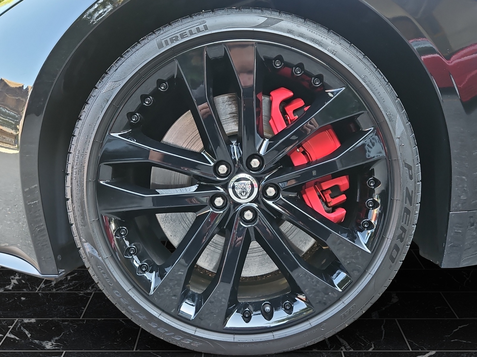 JAGUAR F-Type Convertible 5.0 V8 S-image-10