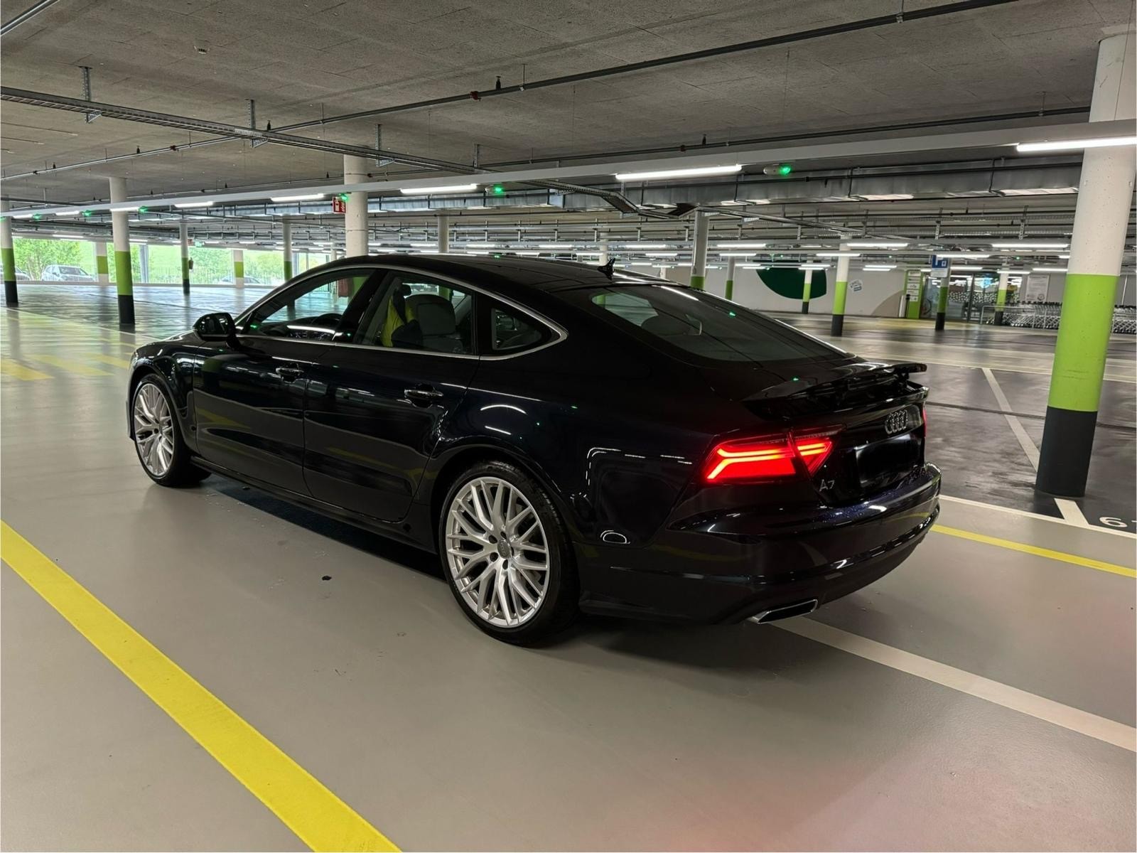 AUDI A7 Sportback 3.0 TDI quattro S-tronic-image-2