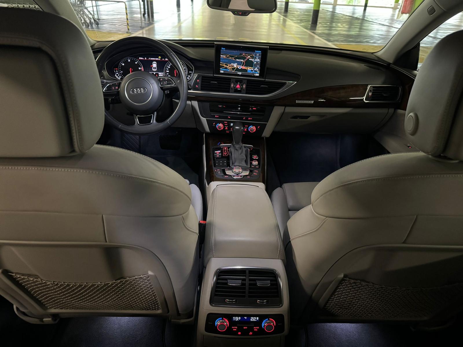 AUDI A7 Sportback 3.0 TDI quattro S-tronic-image-4
