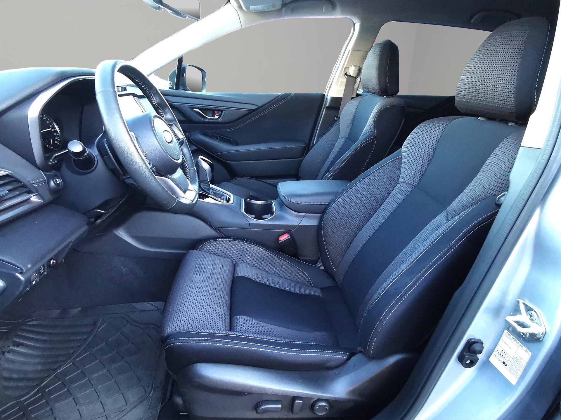 SUBARU Outback 2.5i Swiss Plus-showroom-element-1