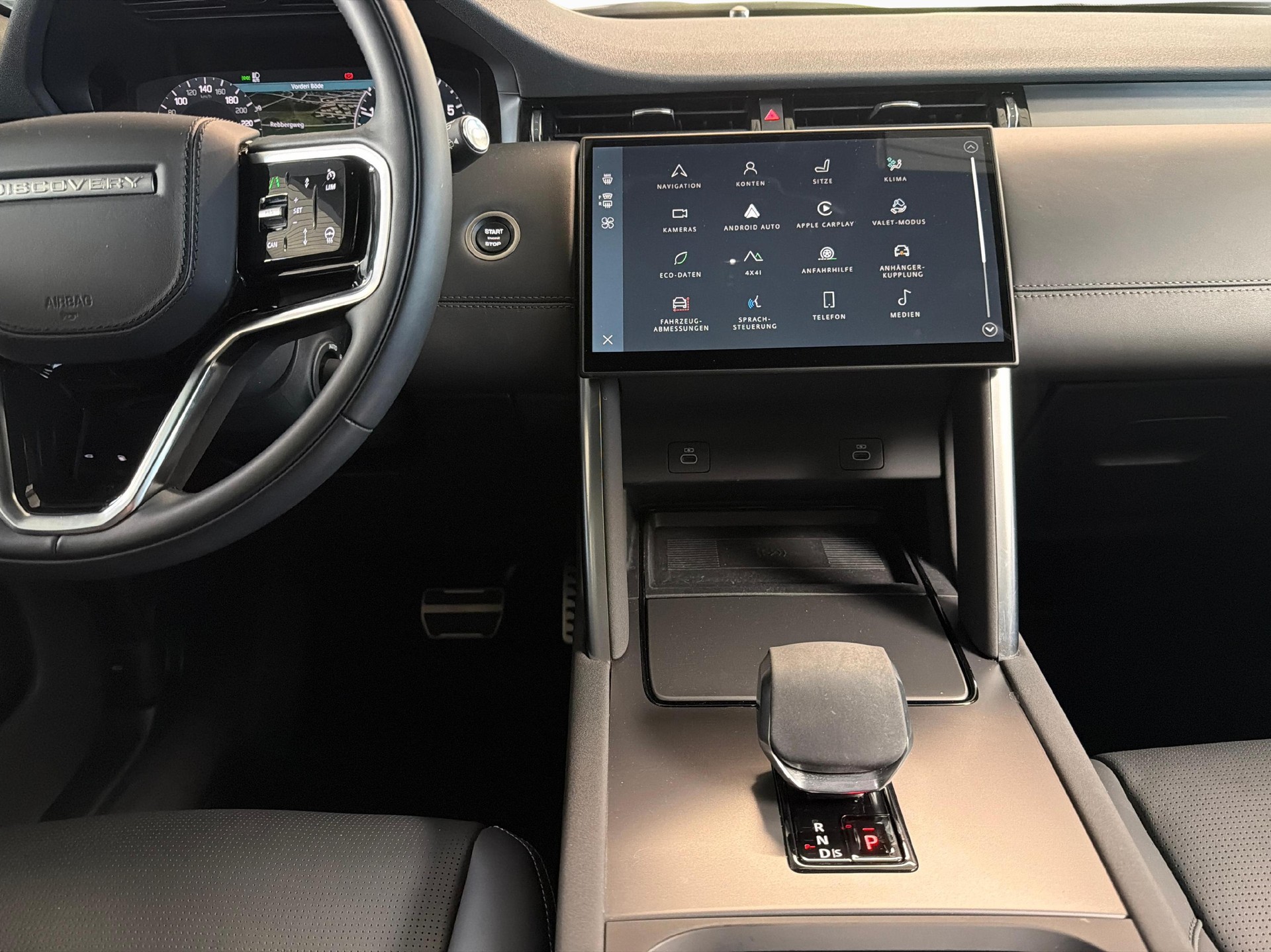 LAND ROVER Discovery Sport 1.5 T 270e Dynamic HSE mit AHK-image-13