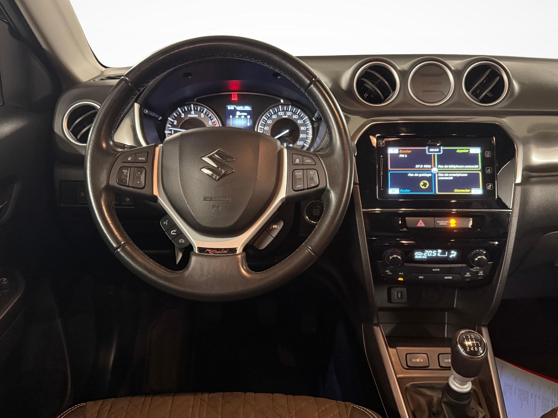 SUZUKI Vitara 1.4 T Piz Sulai Top Hybrid 4x4-image-12