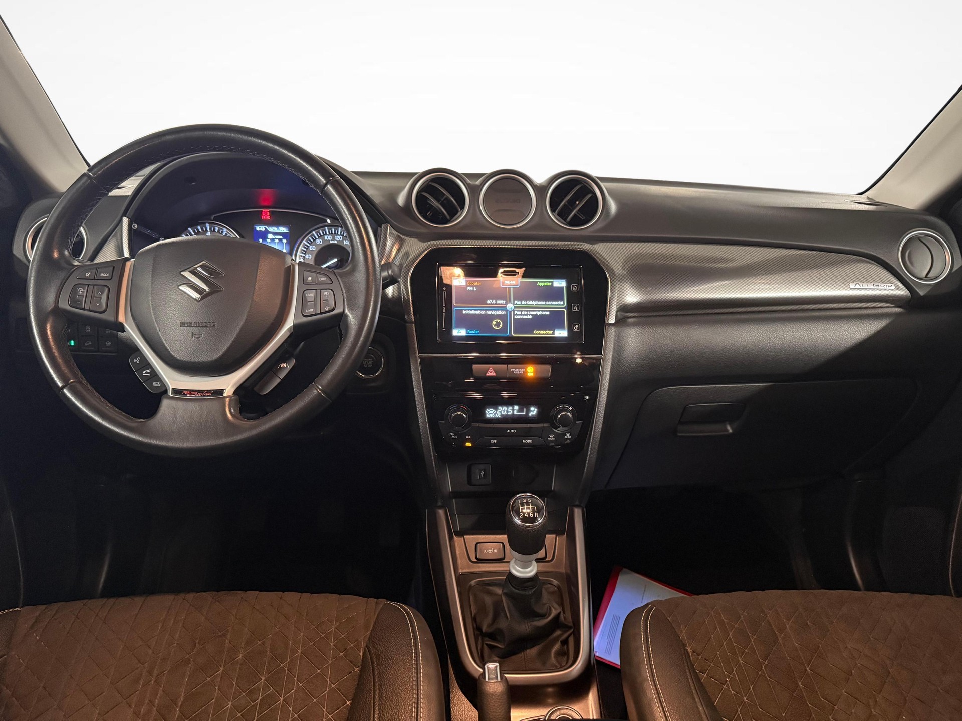 SUZUKI Vitara 1.4 T Piz Sulai Top Hybrid 4x4-image-11