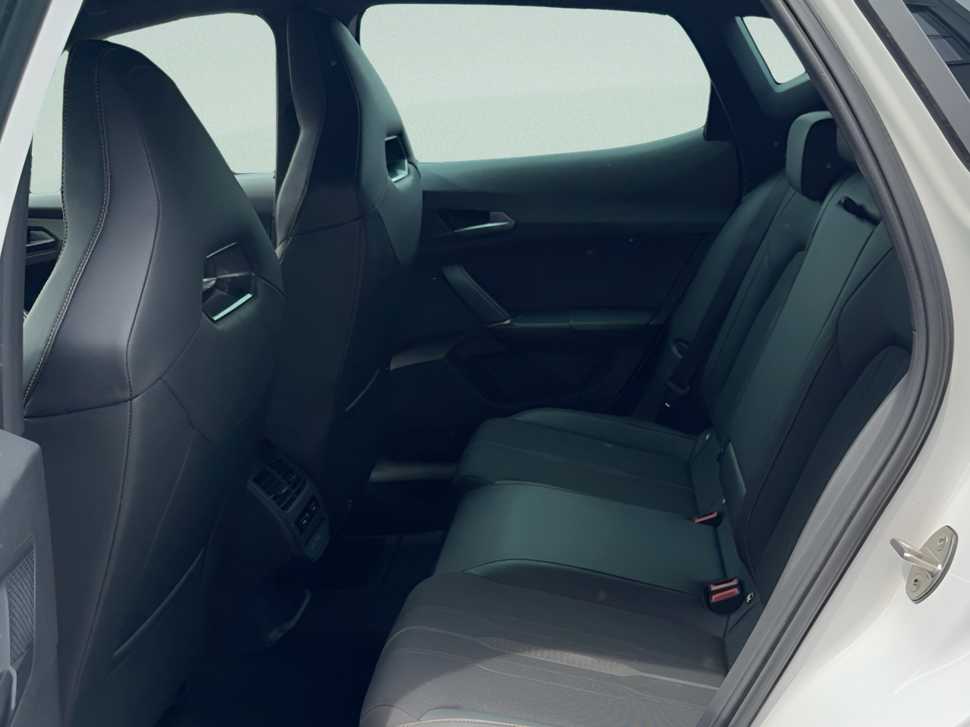 CUPRA Formentor 2.0TSI VZ 4Drive DSG-image-17