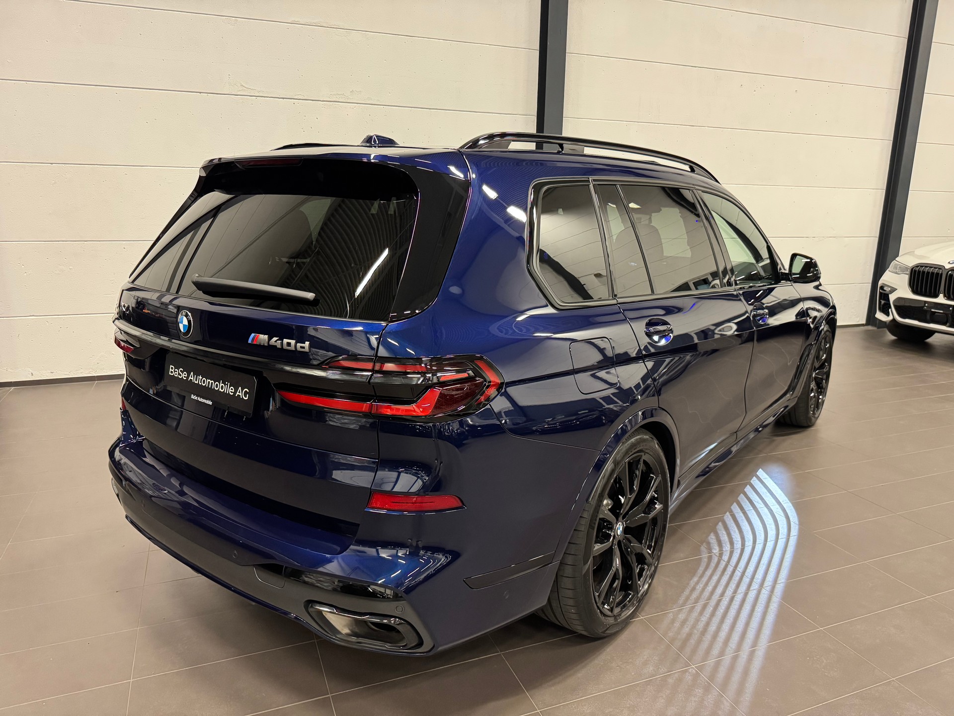 BMW X7 xDrive 48V 40d M Sport Pro Steptronic-image-12
