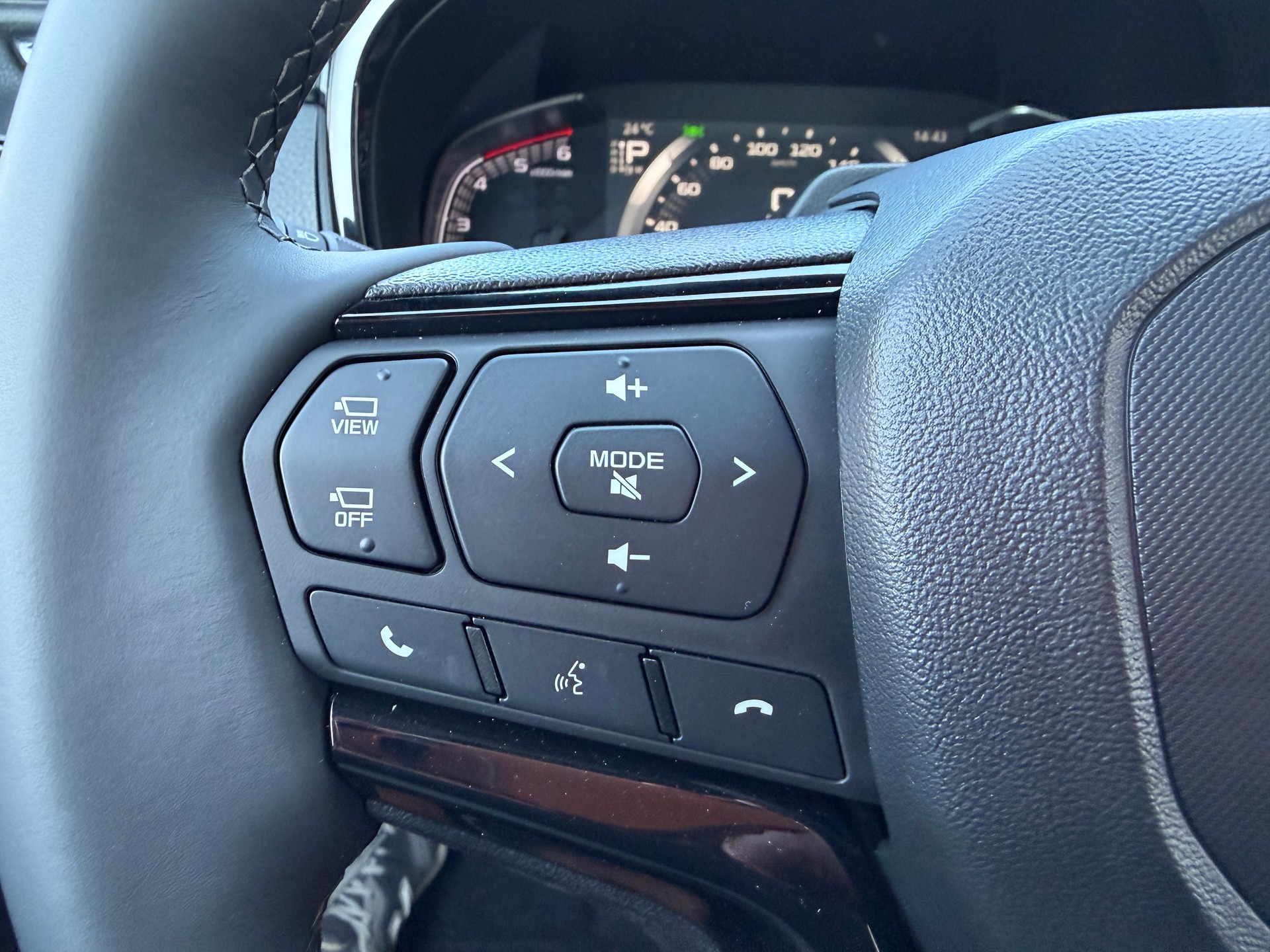 ISUZU D-MAX 1.9 CrewCab N60 Nitro Sport 4x4-image-12