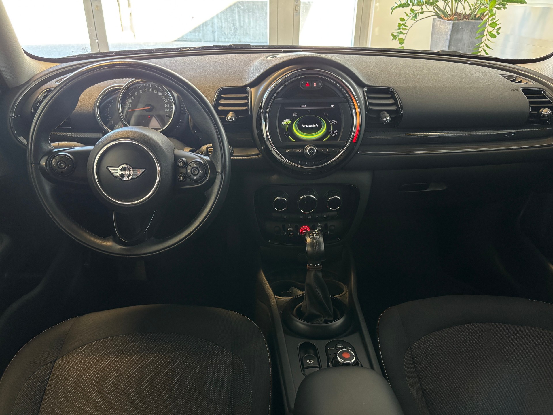 MINI Clubman Cooper Steptronic-image-12