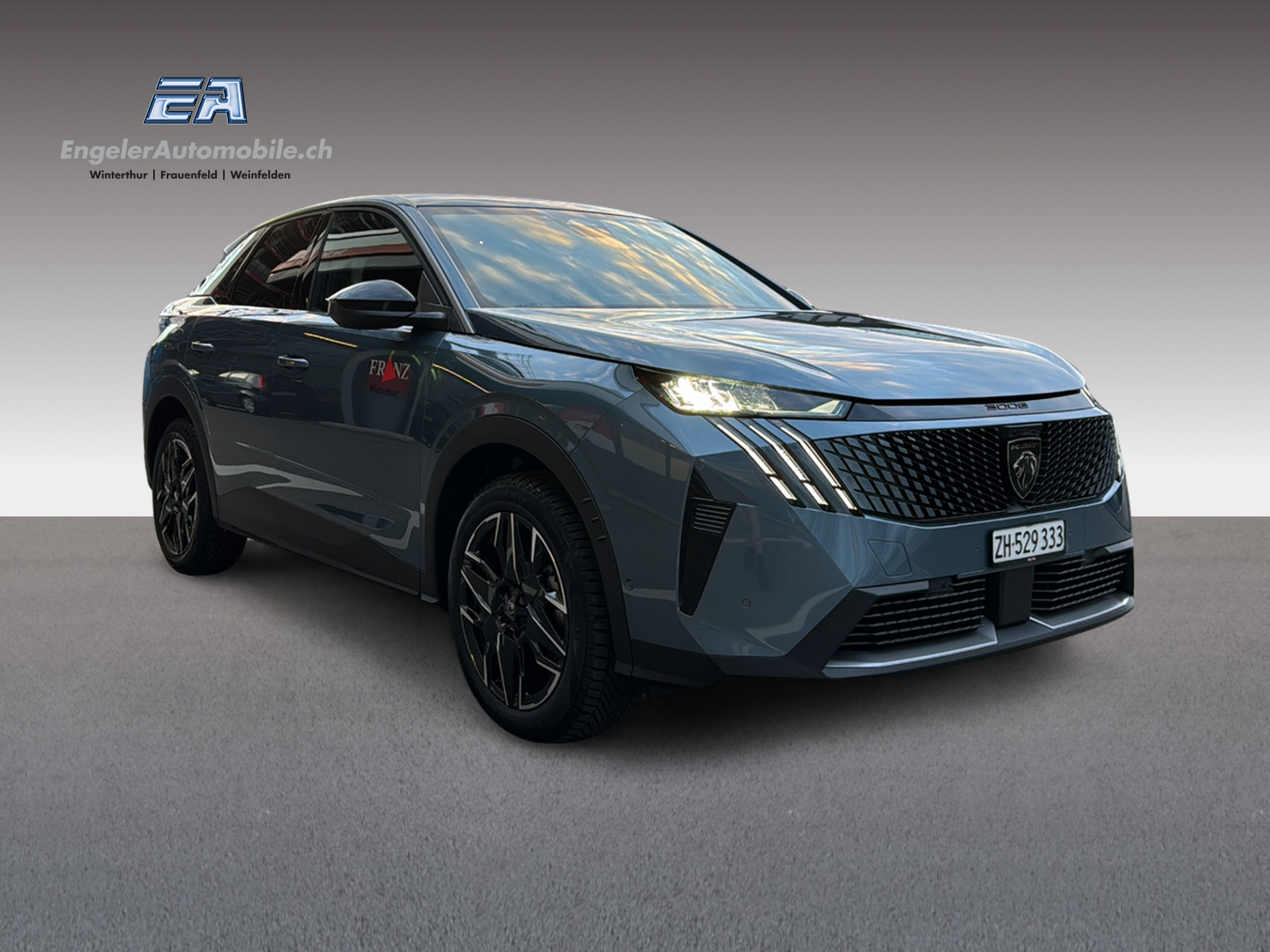 PEUGEOT 3008 1.2 Hybrid Allure-showroom-element-2