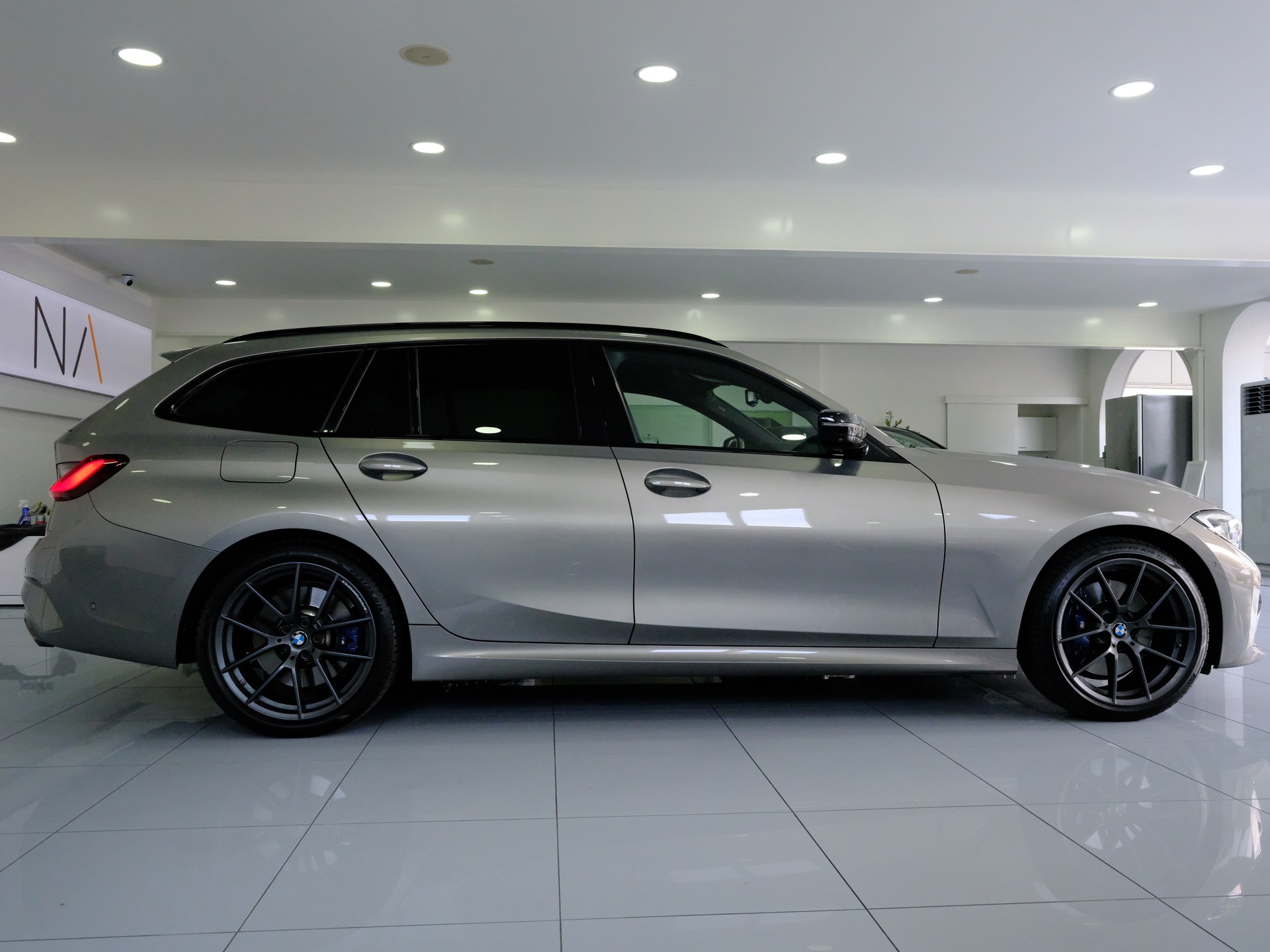 BMW M340i xDriveTouring Steptronic M Sport-image-7