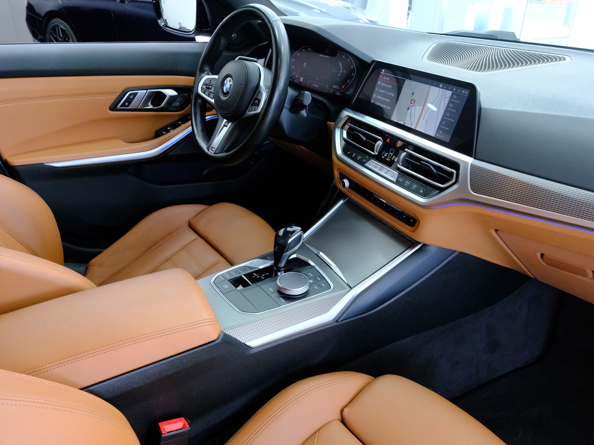 BMW M340i xDriveTouring Steptronic M Sport-image-13