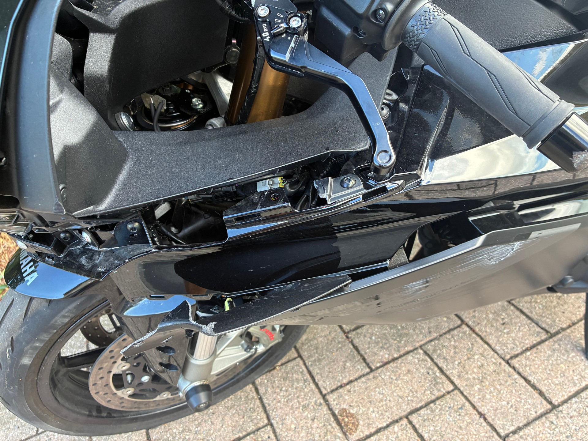 YAMAHA YZF-R9-image-14